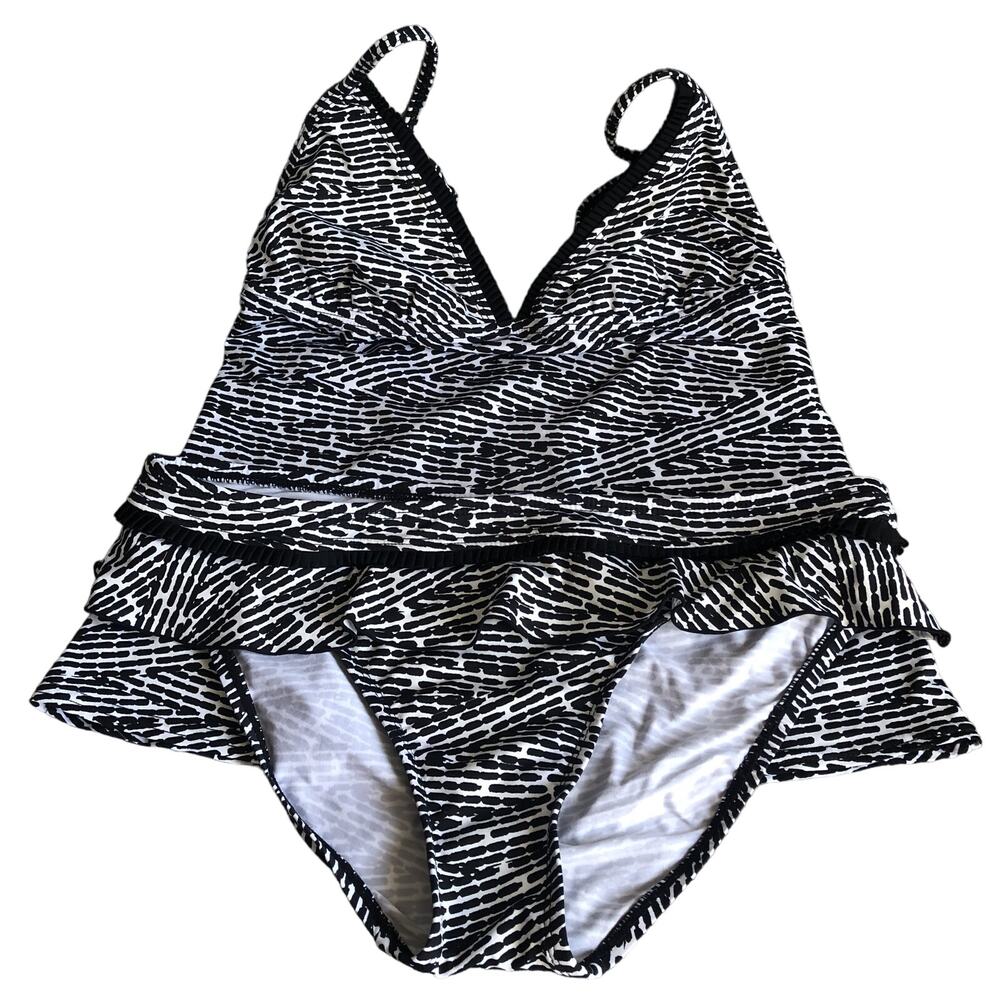 Kenneth Cole Reaction Zebra Stripe Ruffle Tankini 2 Piece Swimsuit S/M